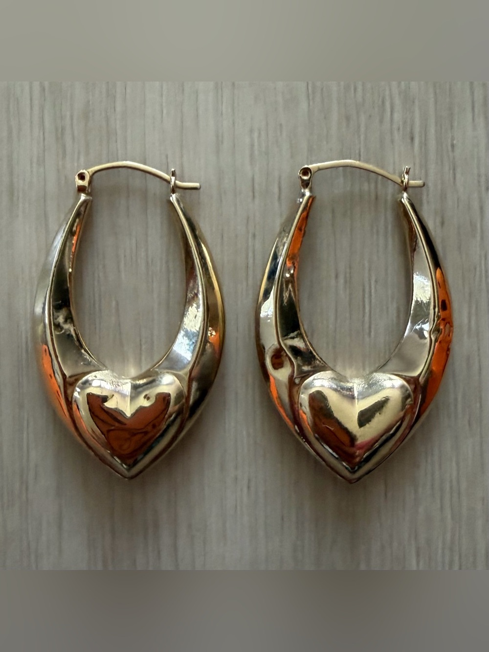 Vintage Large 14k Heart Hoop Earrimgs 3D Chunky Hallow 4.24 grams